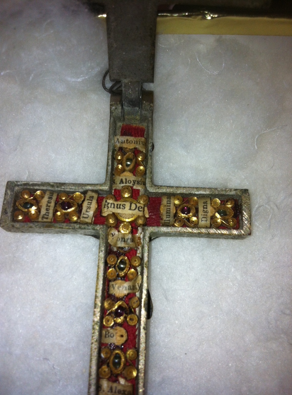 Reliquien Kreuz 3